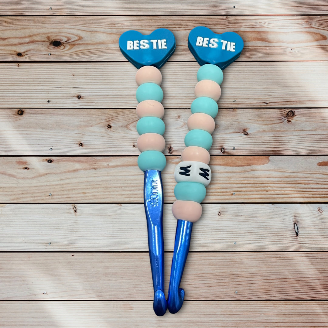 M/ 9 MM Bestie Crochet Hook