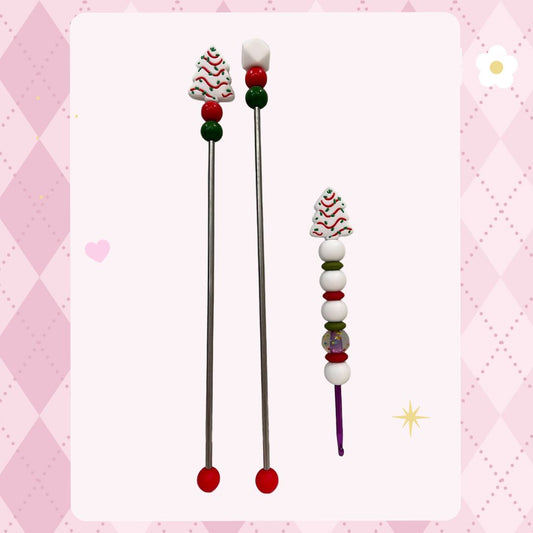 Ami Stix and Crochet Hook White Holiday Tree