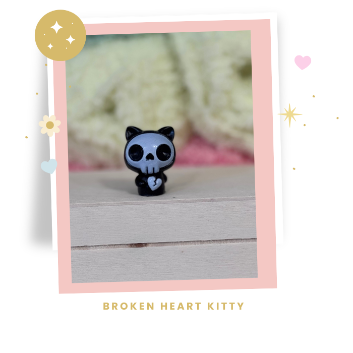 Night Dwellers Collectible Interchangeable