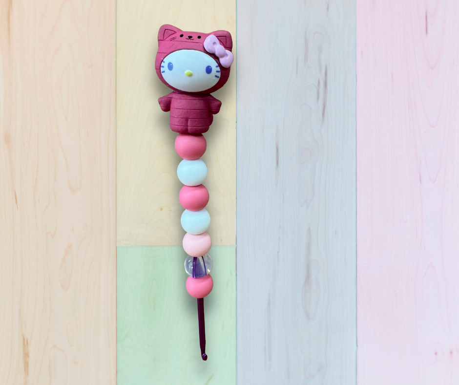 Beaded Crochet Hook made w/ Hello Kitty topper- Kitty