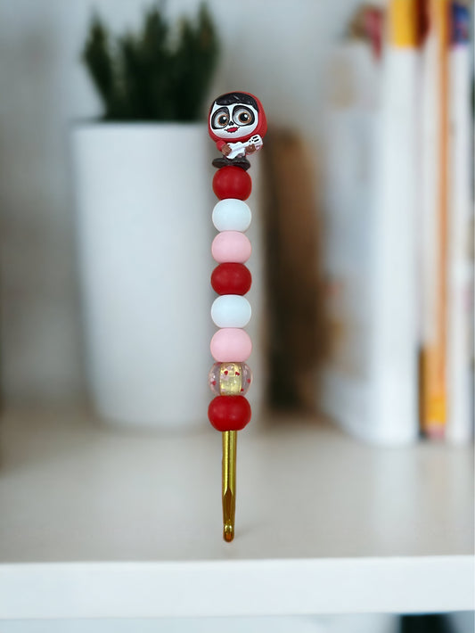 5 MM Crochet Hook Disney Doorable Coco