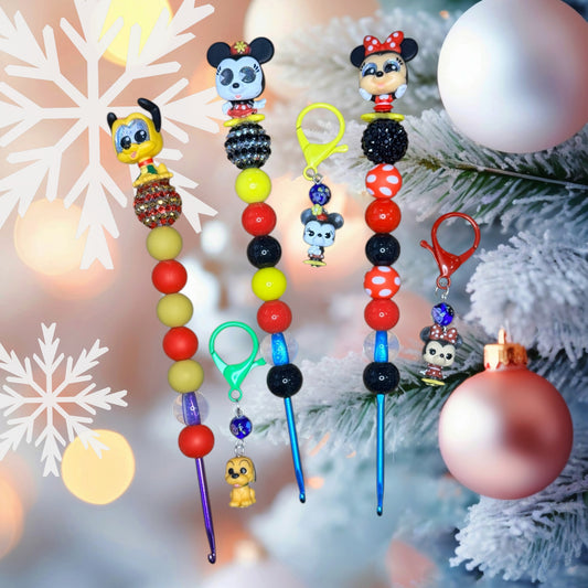 Beaded Crochet Hook Made with Mickey Classic Disney Doorables + Stitchmarker set