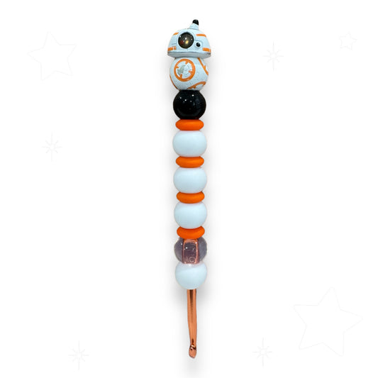 Beaded Crochet Hook w Collectible Topper - Star Wars BB8 5.5MM